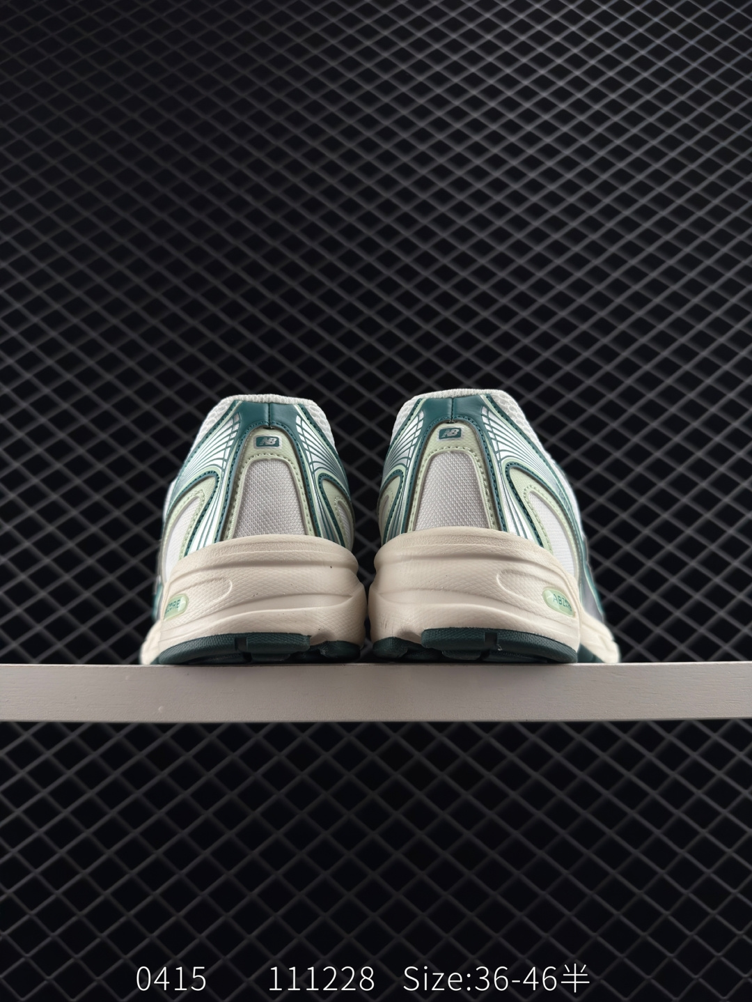 New Balance MR740 NB